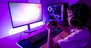 ゲーミングPC一式を揃えるのにいくら必要？