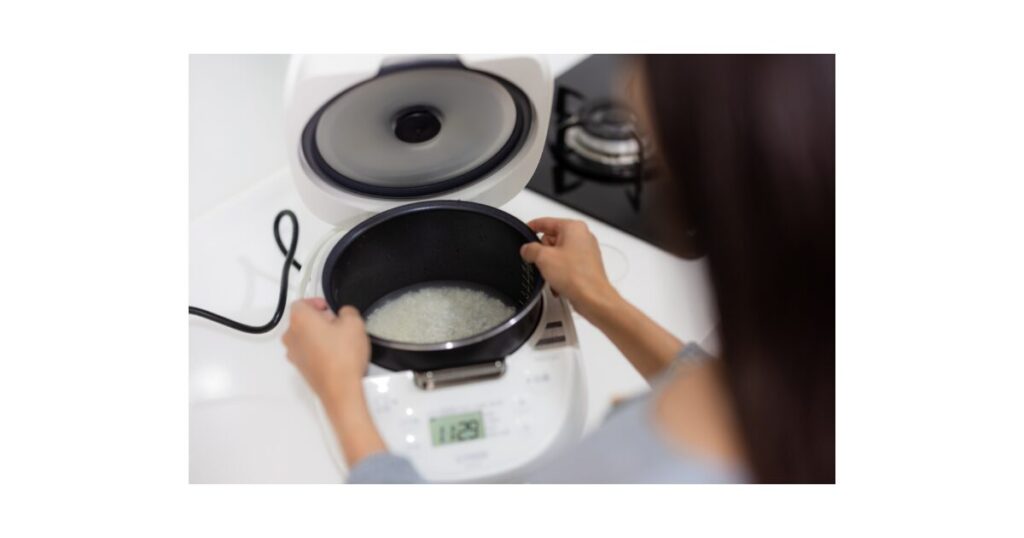 炊飯器